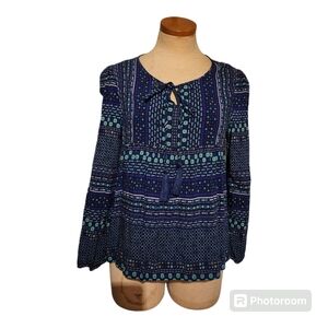 Sadie Robertson Wild Blue Top Women's Medium